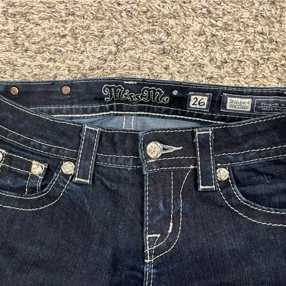 Miss me dark wash straight cut 26 regular women’s jeans - Picture 2 of 4